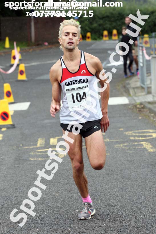 Tynedale Jelly Tea 10 Mile Road Race, Ovingham, Northumberland. Photo: David T. Hewitson/Sports for All Pics